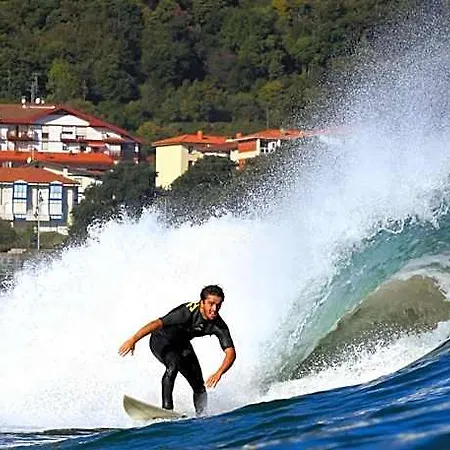 Mundaka Surf Plaza Hotel 4*